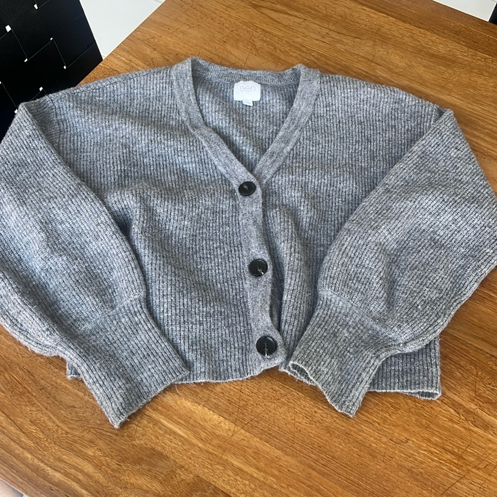 SEN CROPPED GRAY CARDIGAN
